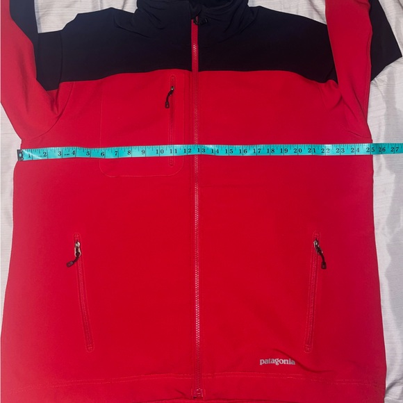 Men's Patagonia Red and Black Jacket Size Large - Picture 11 of 13